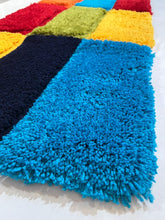Load image into Gallery viewer, Multi Color Box Beautiful Premium Shaggy Rug

