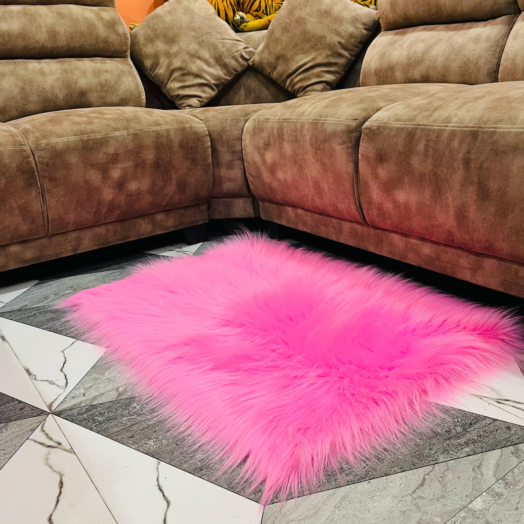 Pink Faux Fur Mat, Luxury Fluffy Area Rug - 2x3 feet