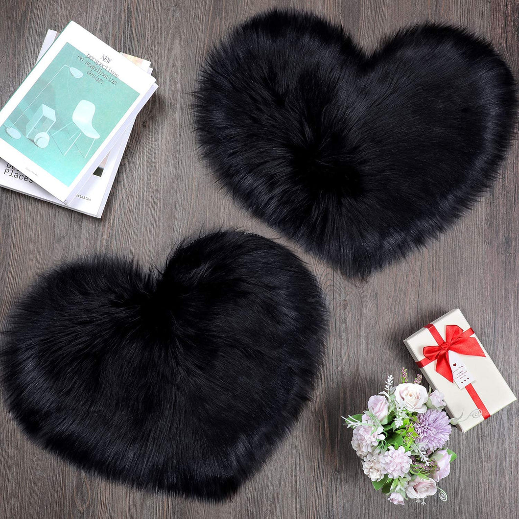 2 Pieces Fluffy Faux Area Rug Heart Shaped Rug for Home  - Black