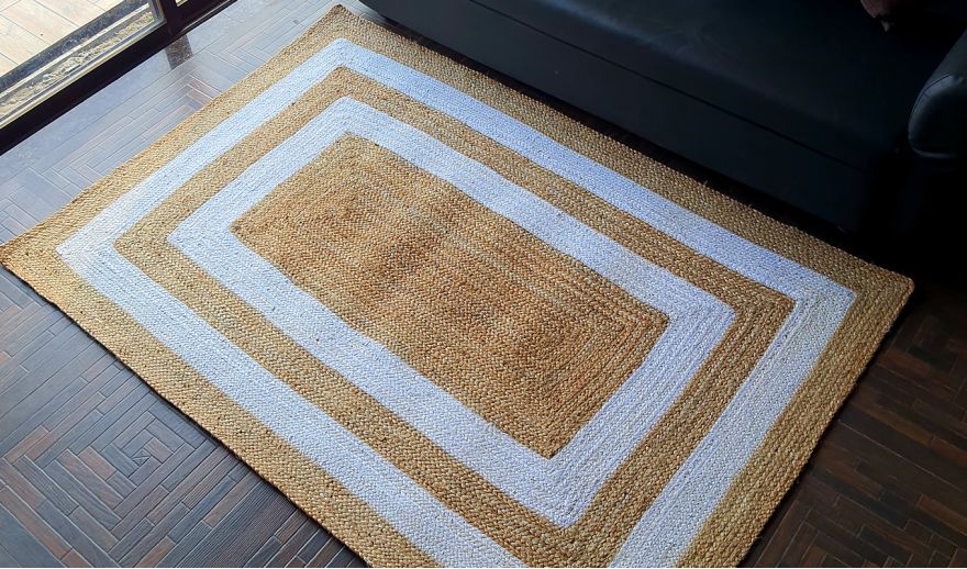 Braided Jute Collection Classic Hand Woven White Twice Area Rug